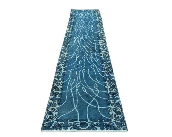 2' 6 x 7' 5 Vintage Royal Runner Rug