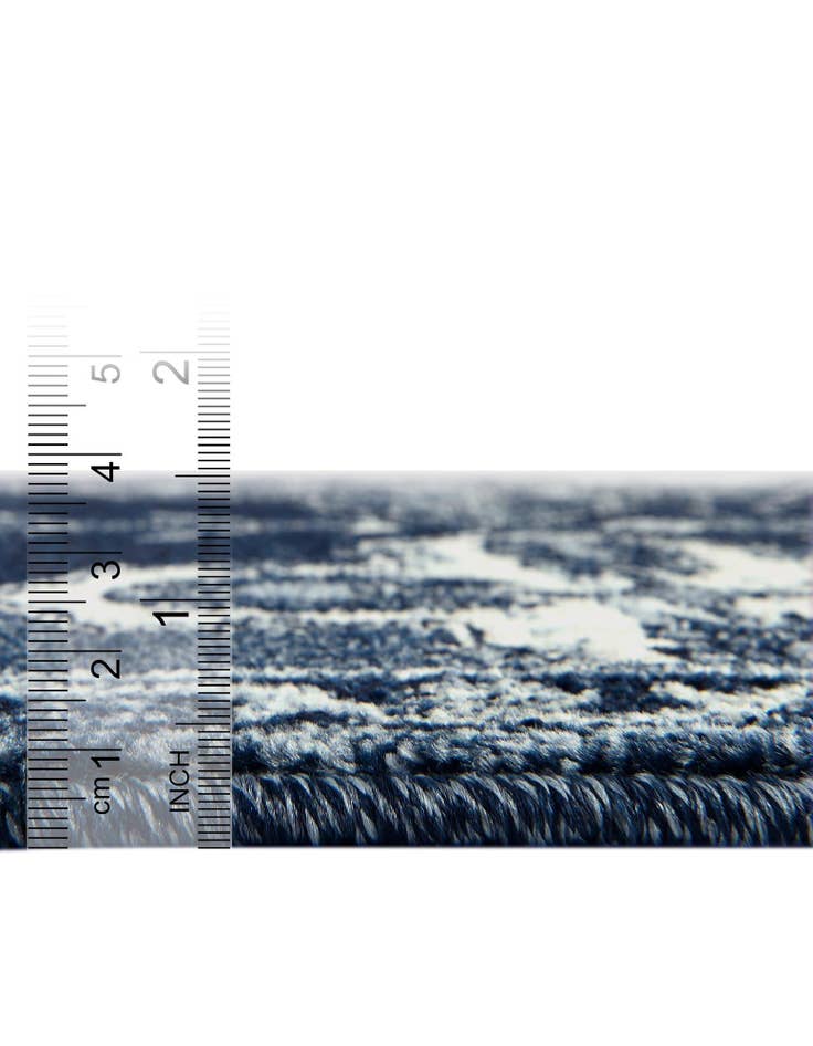 Detail image of 2' 7 x 10' Vista Runner Rug