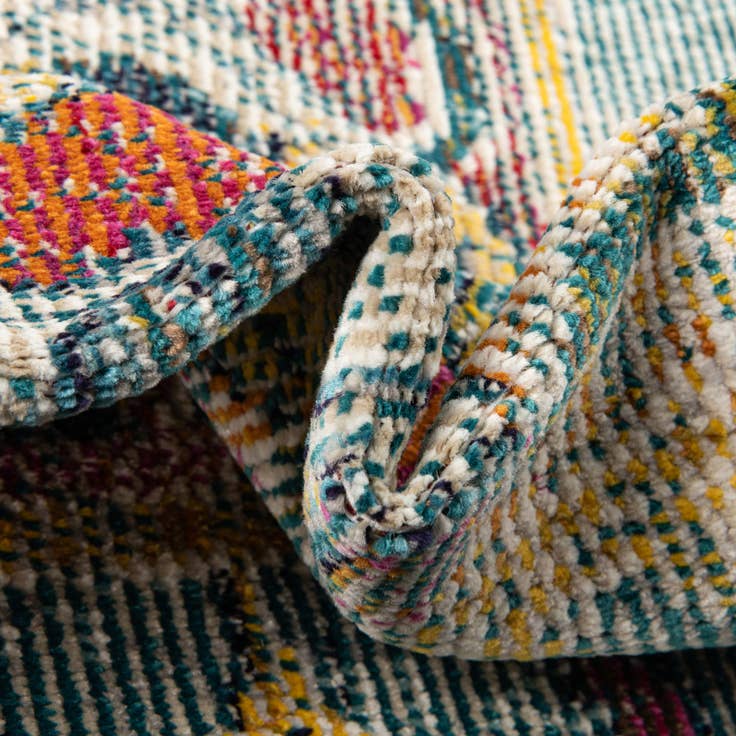 Detail image of 150cm x 150cm Amulet Alfombra Cuadrado