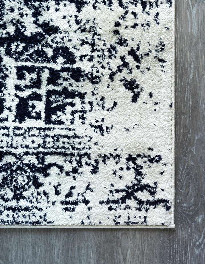 4' x 4' Arlington Square Rug