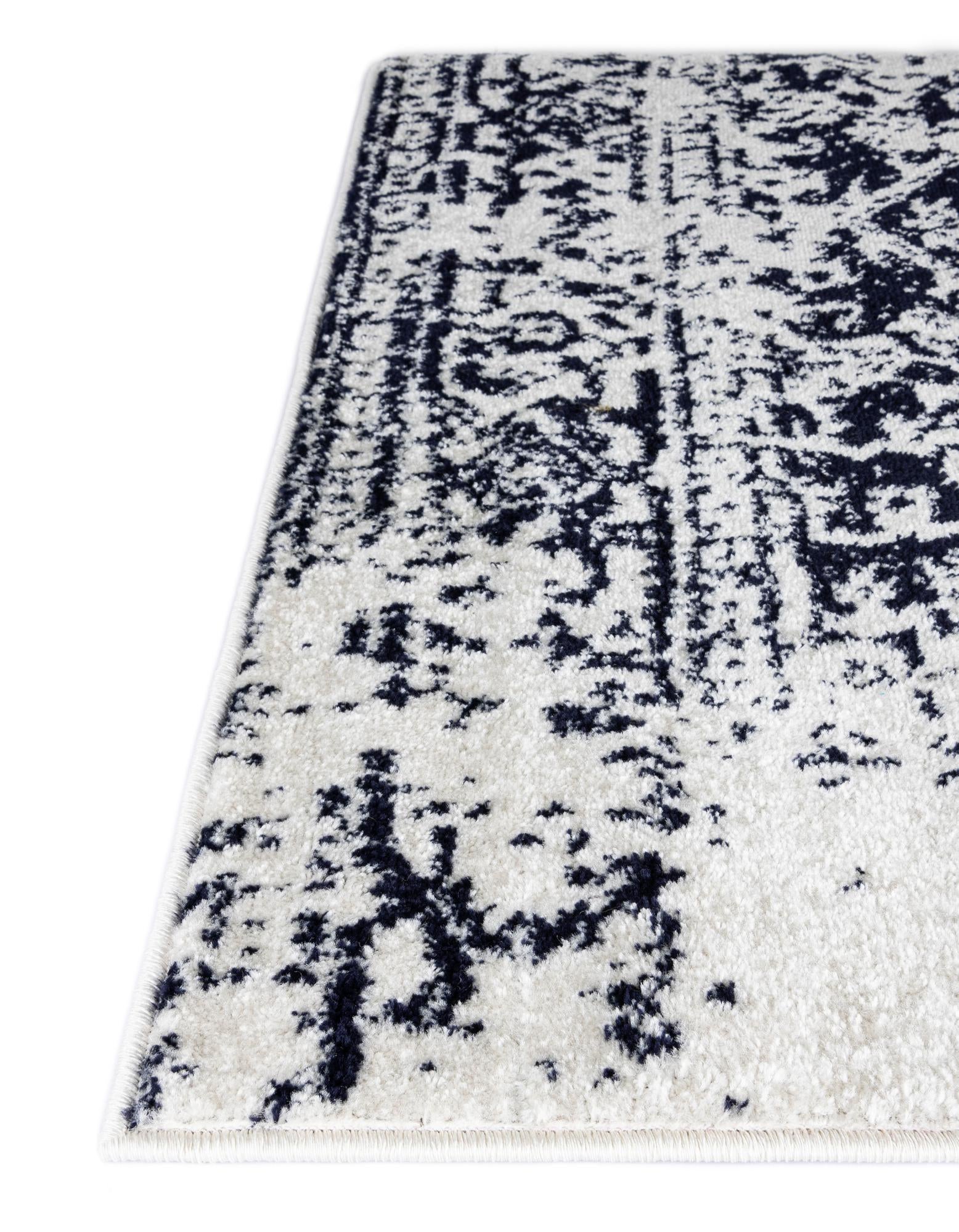 7' 10 x 7' 10 Arlington Square Rug
