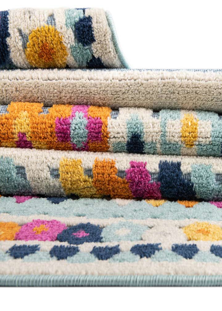 5' 3 x 5' 3 Easy-Clean Aruba Indoor / Outdoor Square Rug