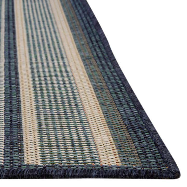 7' 10 x 7' 10 Easy-Clean Baja Indoor / Outdoor Square Rug