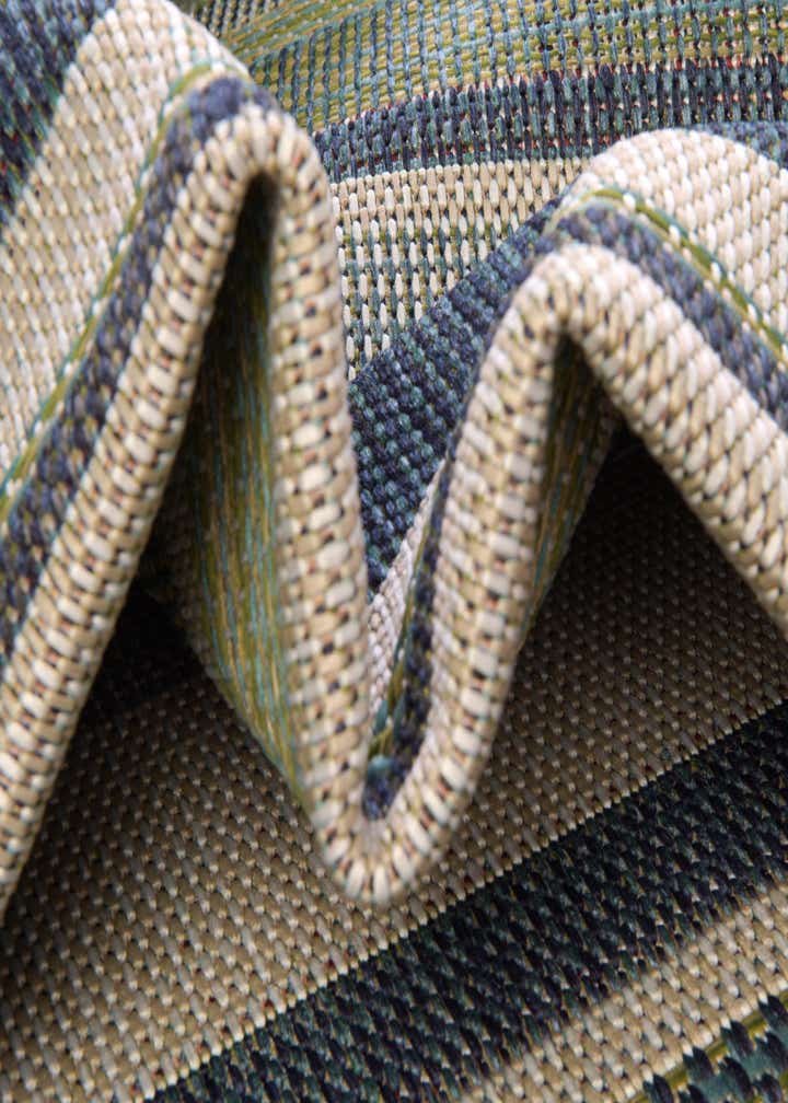 7' 10 x 7' 10 Easy-Clean Baja Indoor / Outdoor Square Rug
