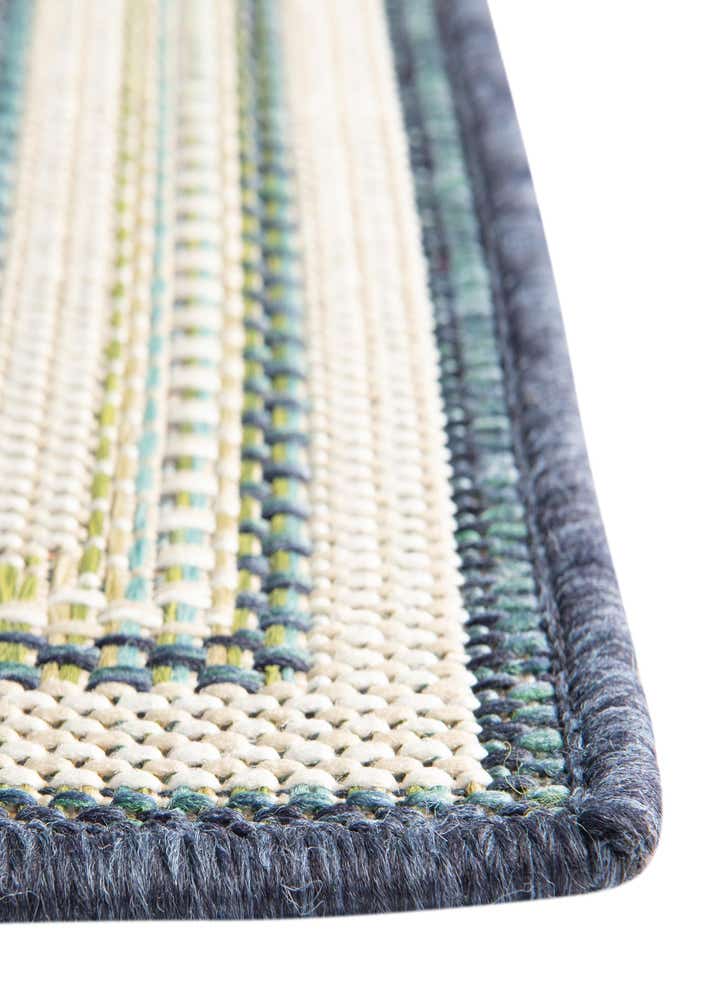 7' 10 x 7' 10 Easy-Clean Baja Indoor / Outdoor Square Rug