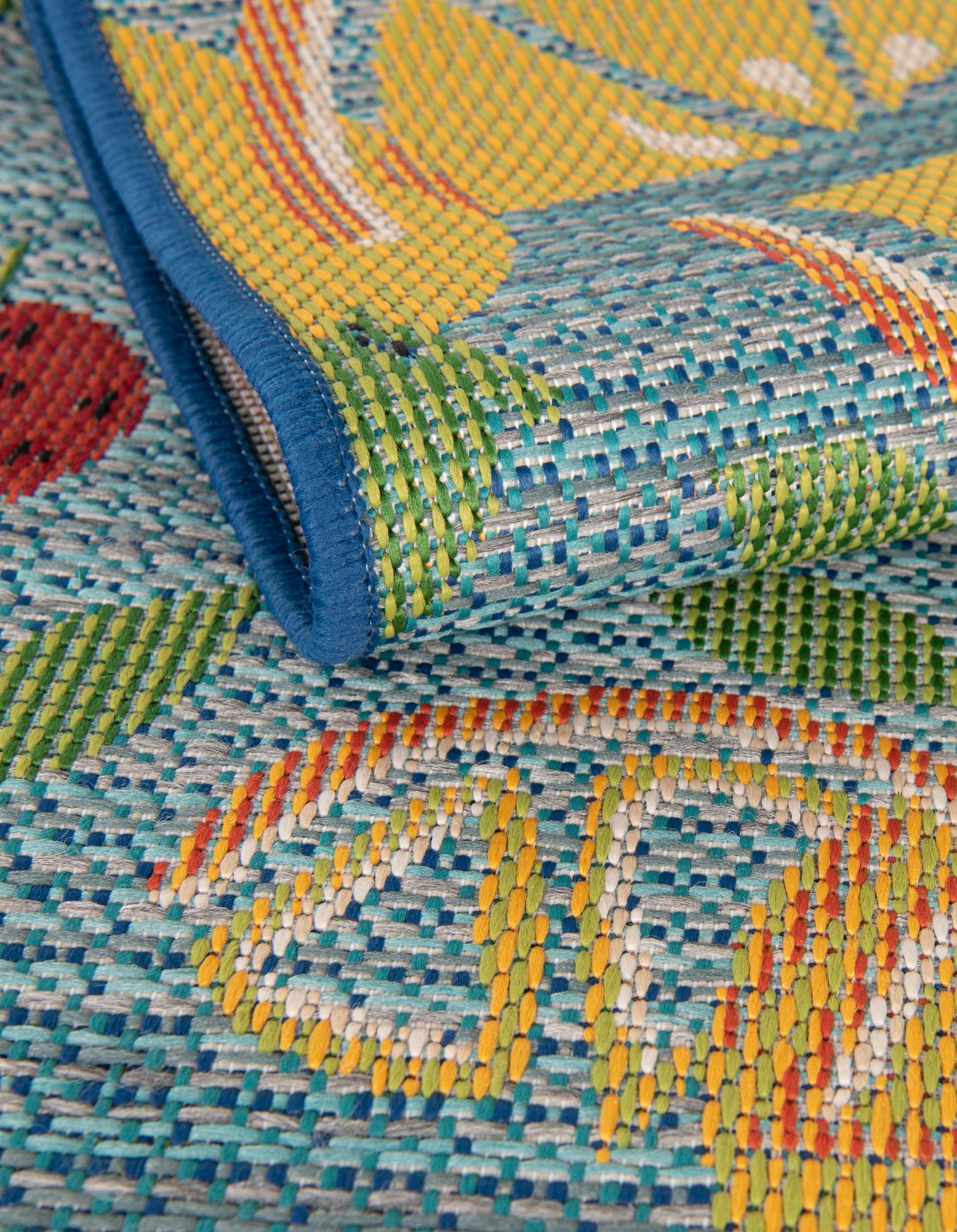 10' x 10' Easy-Clean Baja Indoor / Outdoor Square Rug