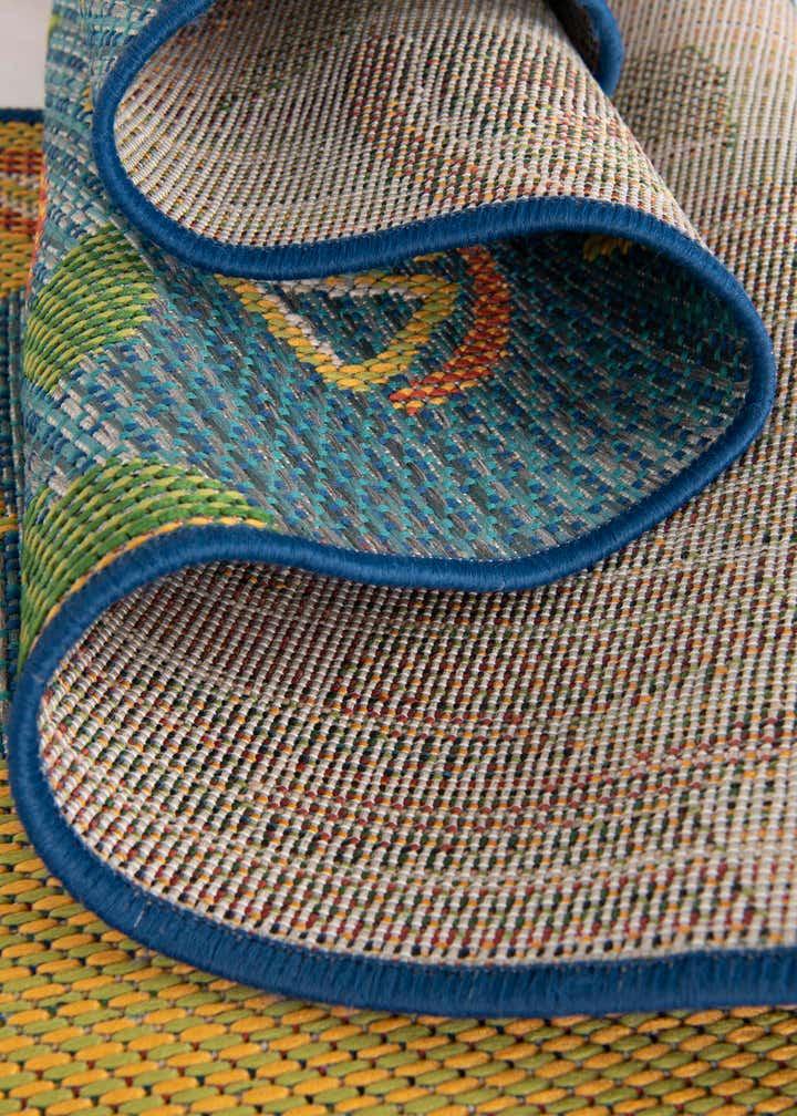 10' x 10' Easy-Clean Baja Indoor / Outdoor Square Rug