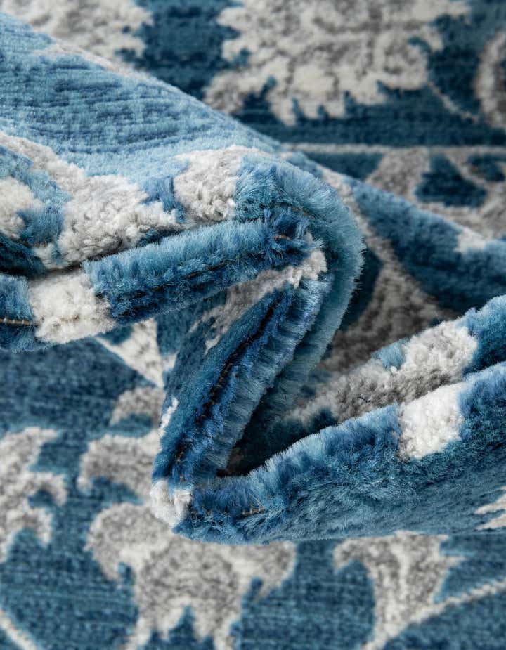 5' 3 x 5' 3 Boston Square Rug