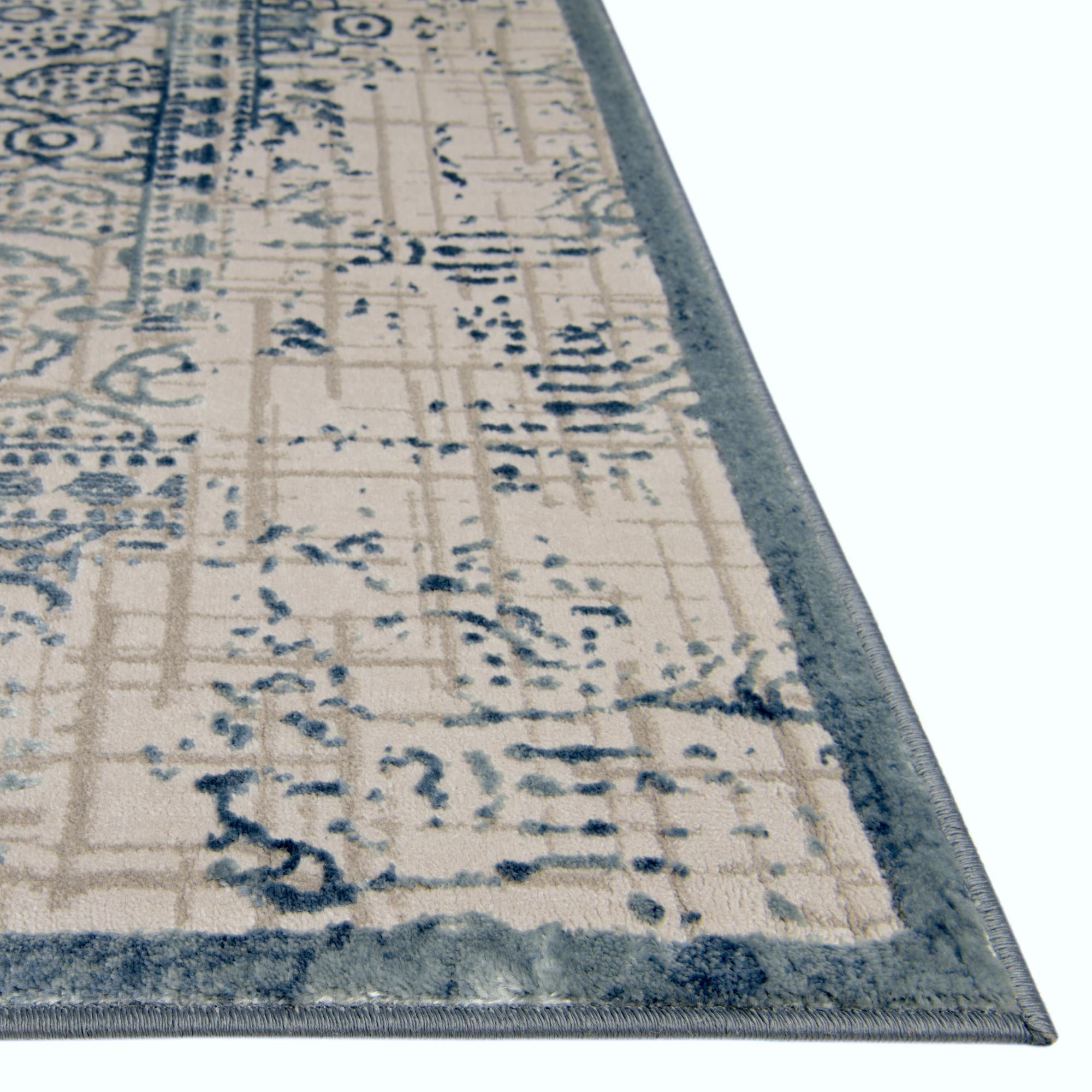 5' 3 x 5' 3 Chesterfield Square Rug