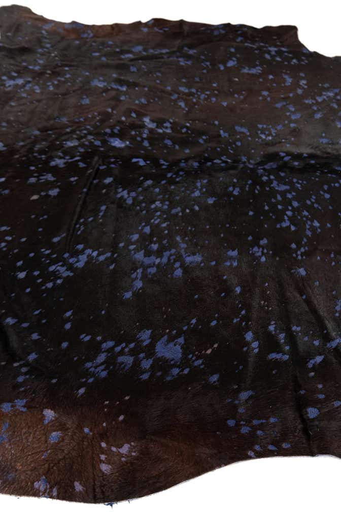 6' 5 x 6' 9 Cowhide Leather Square Rug