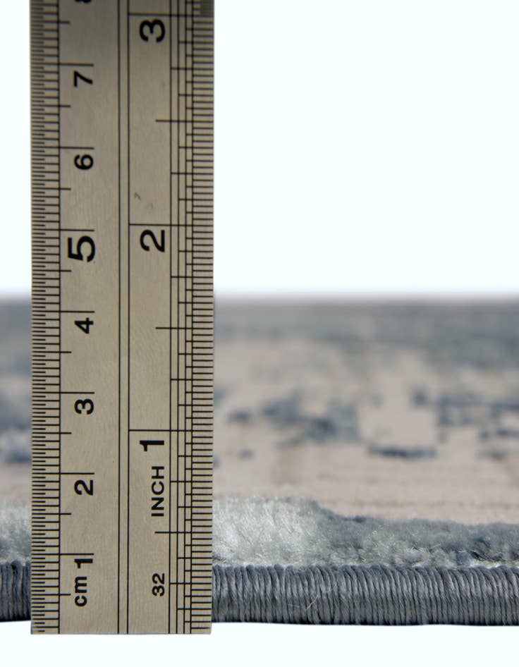 Detail image of 5' 3 x 5' 3 Derbyshire Square Rug