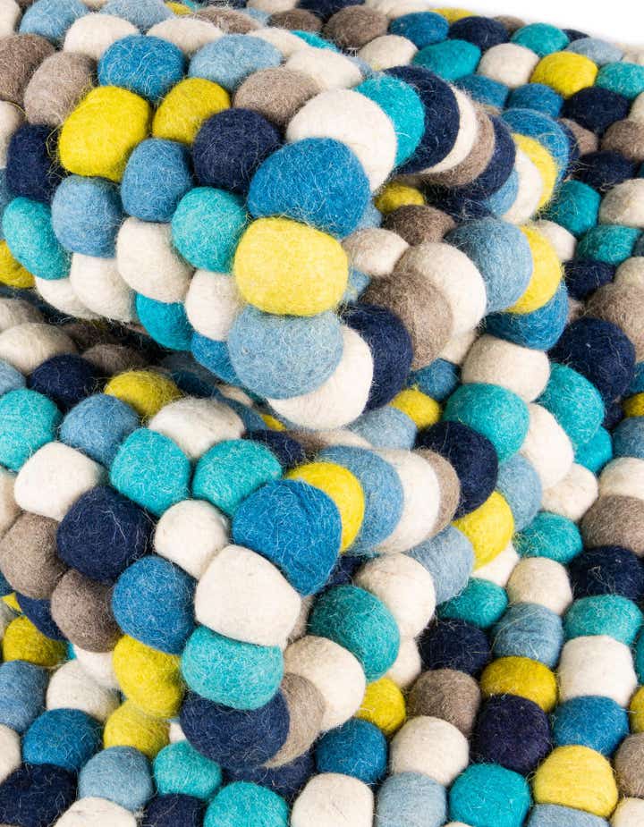7' 10 x 7' 10 Felt Ball Wool Square Rug