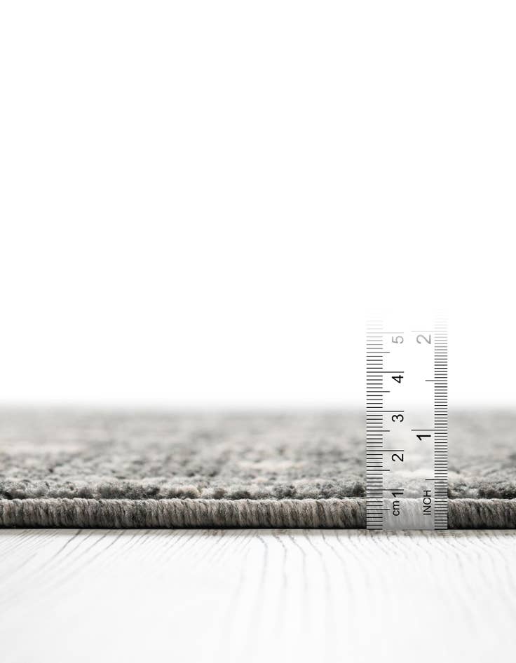 Detail image of 5' x 5' Grand Tradition Square Rug