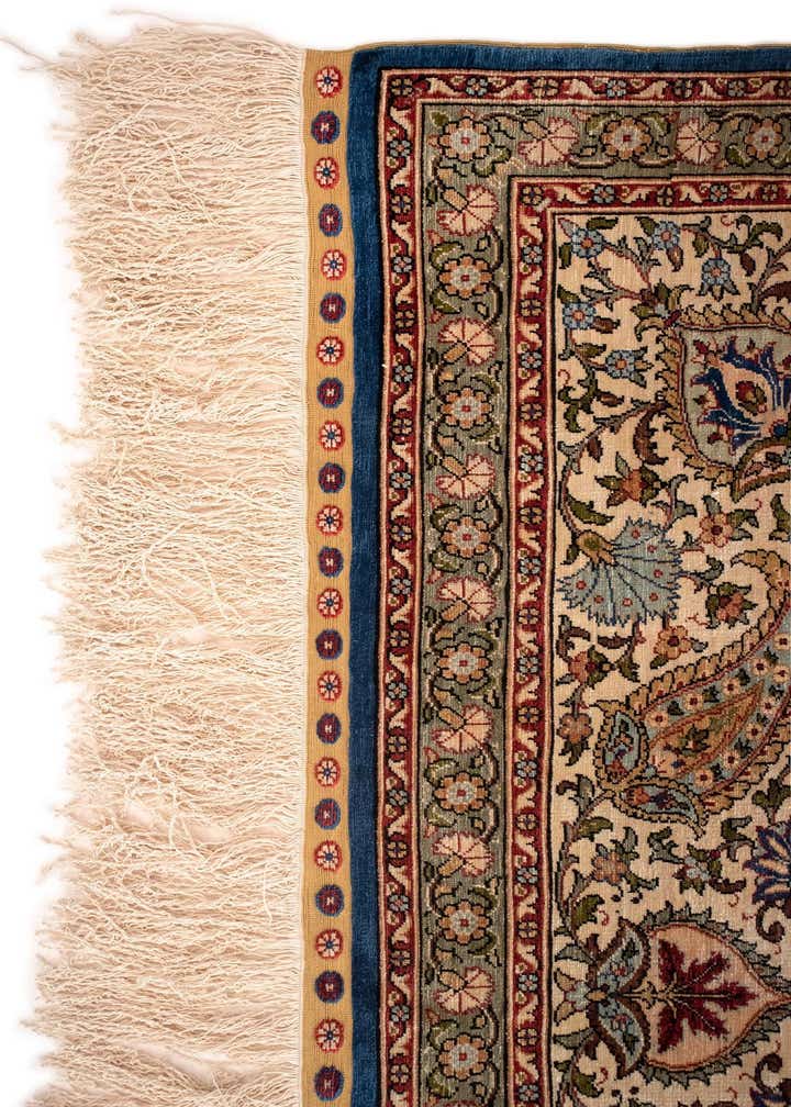 4' 9 x 4' 9 Hereke Silk Square Rug