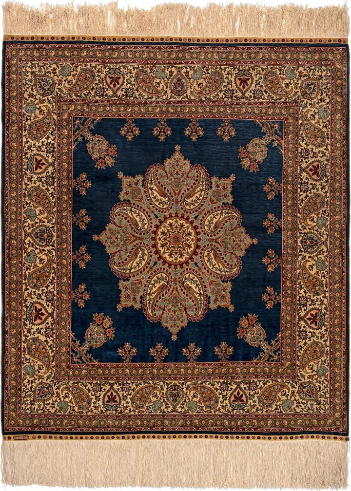 4' 9 x 4' 9 Hereke Silk Square Rug
