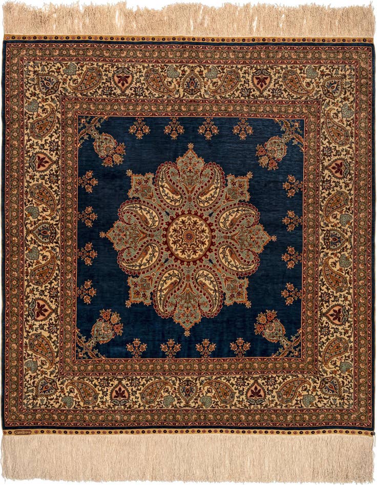Detail image of 4' 9 x 4' 9 Hereke Silk Square Rug