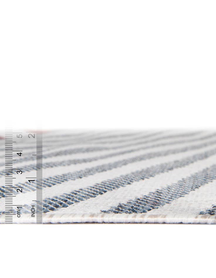 Detail image of 7' 10 x 7' 10  Washable Jill Zarin Indoor / Outdoor Square Rug