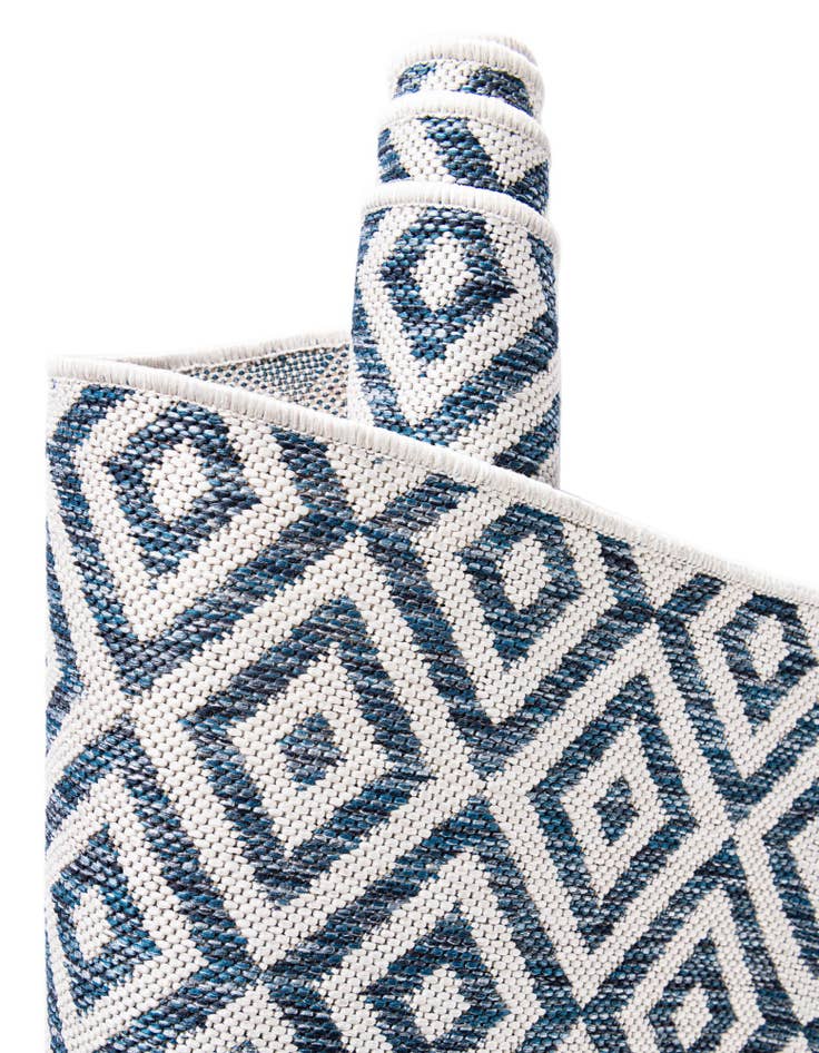 Detail image of 13' x 13' Easy-Clean Jill Zarin Costa Rica Indoor / Outdoor Square Rug