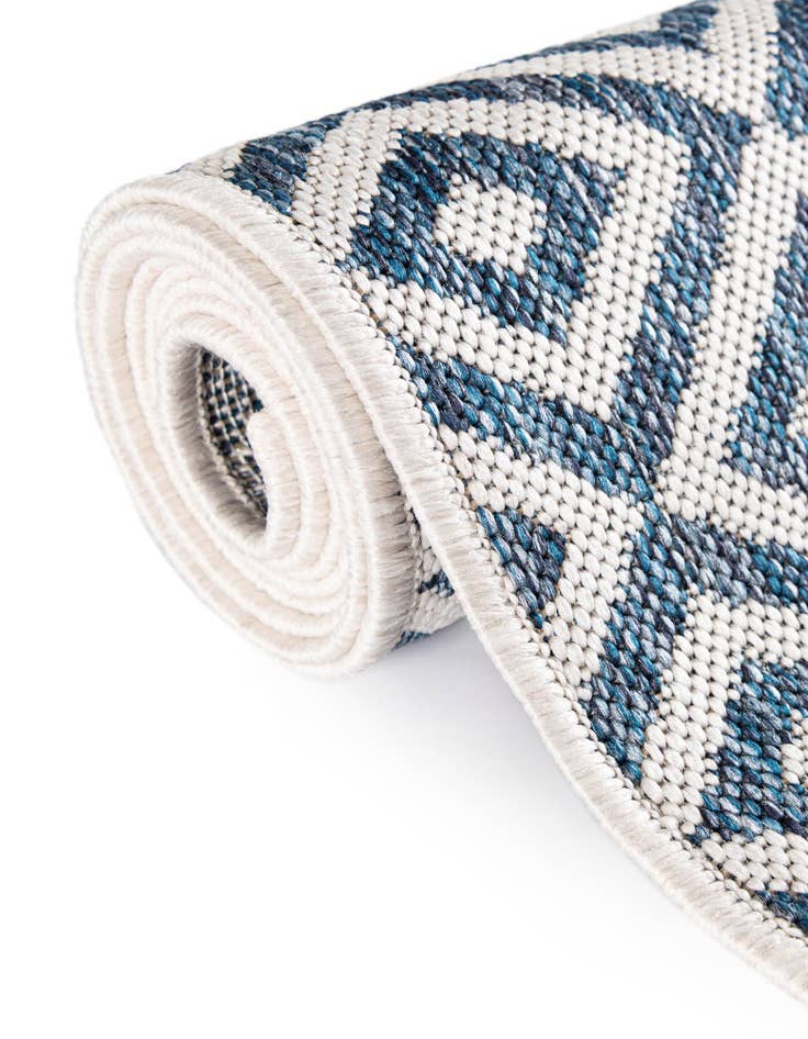 Detail image of 13' x 13' Easy-Clean Jill Zarin Costa Rica Indoor / Outdoor Square Rug