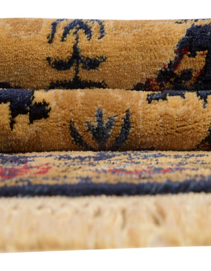 Detail image of 8' x 8' Kennedy Square Rug