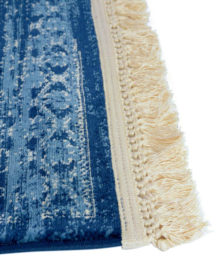 Detail image of 7' 10 x 7' 10 Kennedy Square Rug