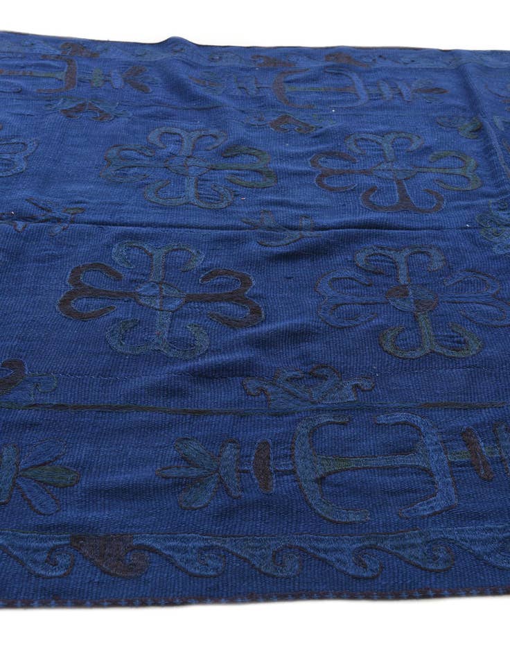 Detail image of 5' 6 x 6' 6  Hand Woven Kilim Suzani Wool Square Rug