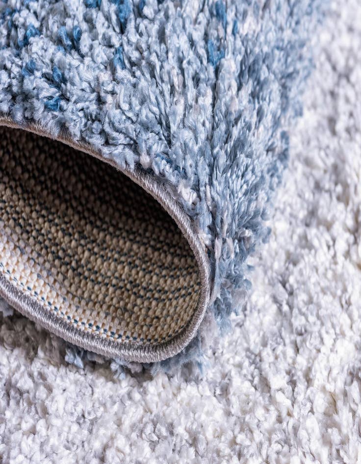 Detail image of 8' x 8' Lagom Shag Square Rug