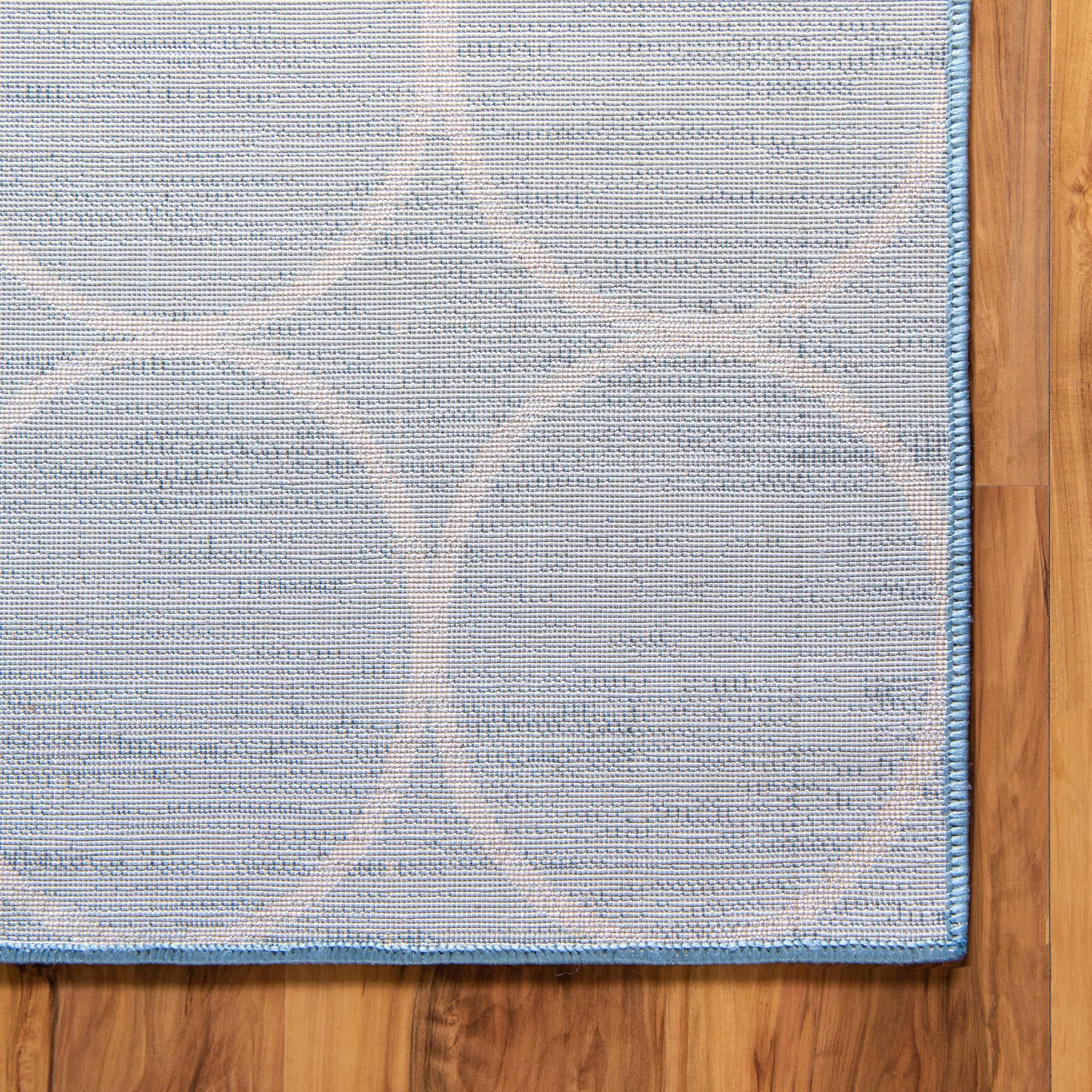 5' 3 x 5' 3 Lattice Trellis Square Rug