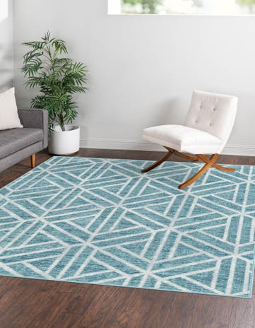 5' 3 x 5' 3 Lattice Trellis Square Rug