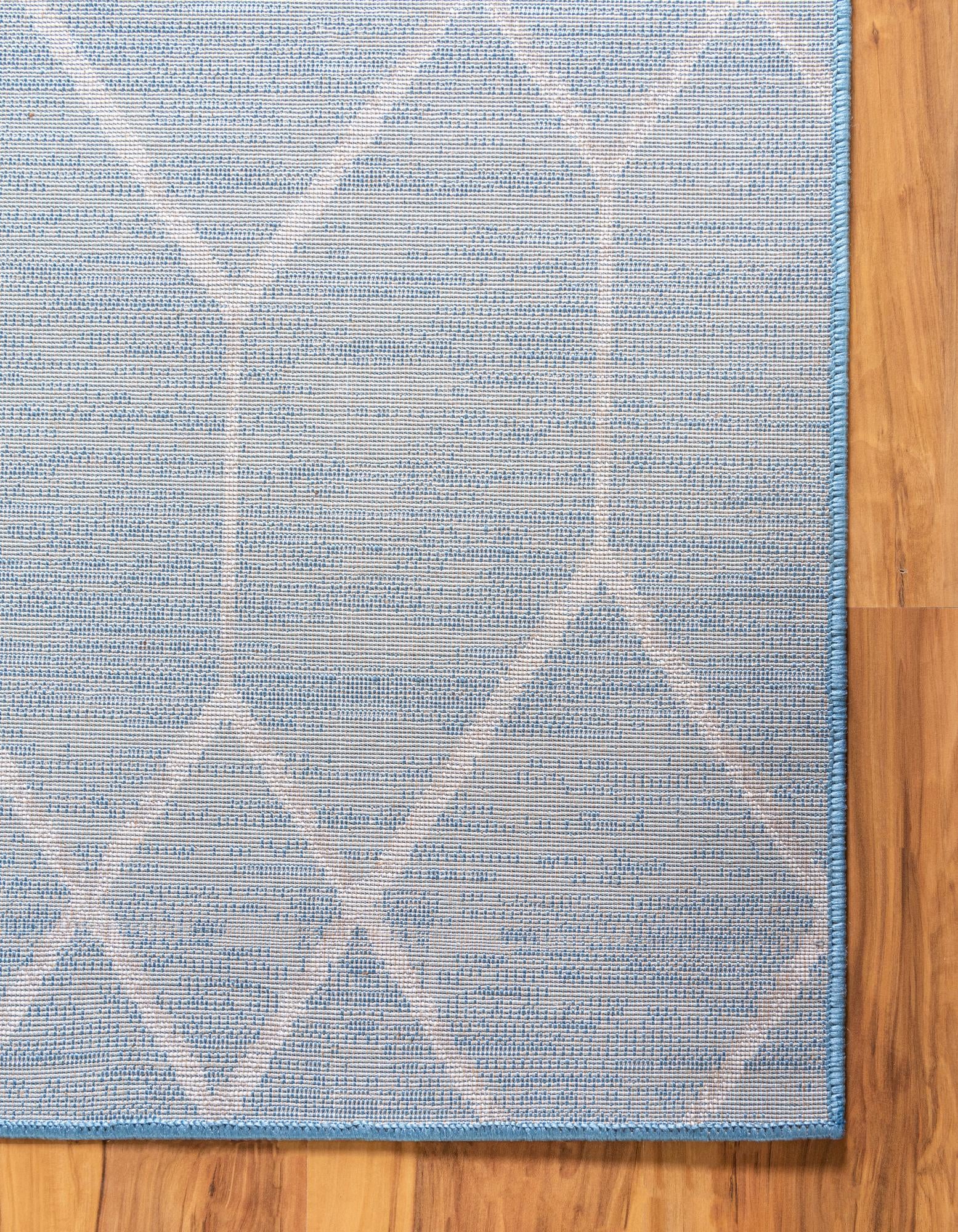 7' x 7' Lattice Trellis Square Rug
