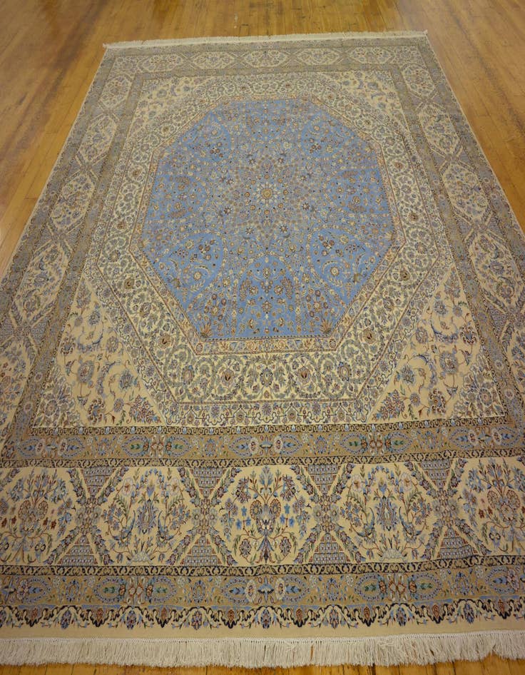 Detail image of 9' 11 x 10' 4 Hand Knotted Nain Persian Square Rug