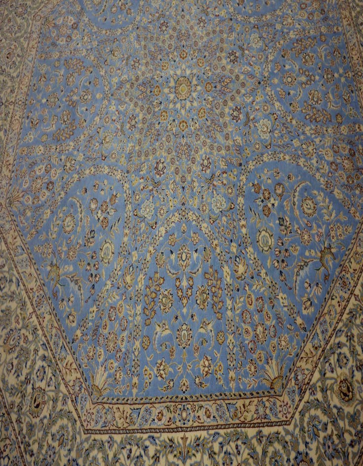 Detail image of 9' 11 x 10' 4 Hand Knotted Nain Persian Square Rug