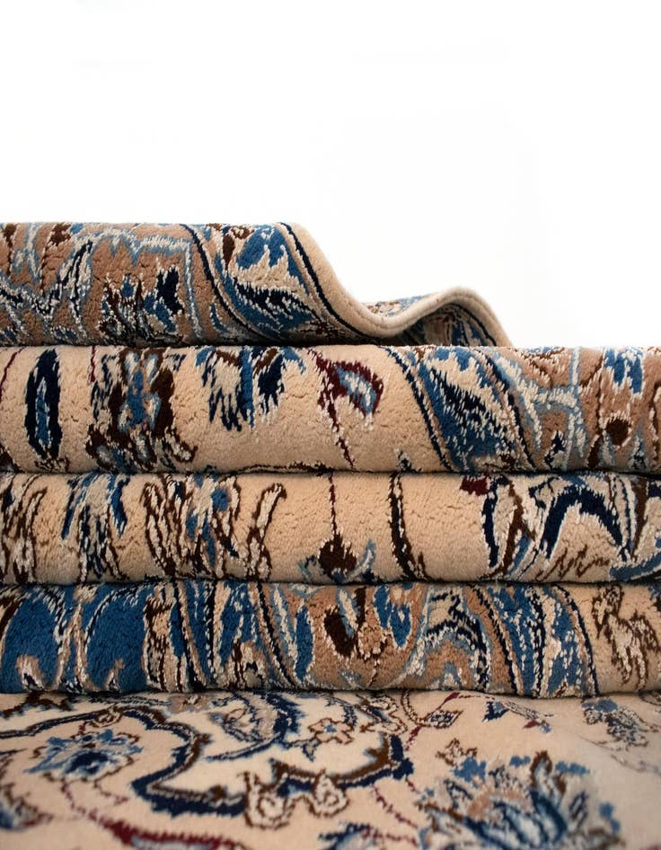 Detail image of 16' 5 x 16' 6 Hand Knotted Nain Persian Square Rug