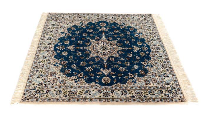 3' 6 x 3' 6 Nain Square Rug