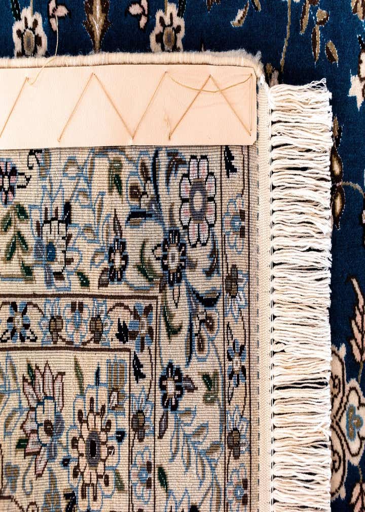 3' 6 x 3' 6 Nain Square Rug