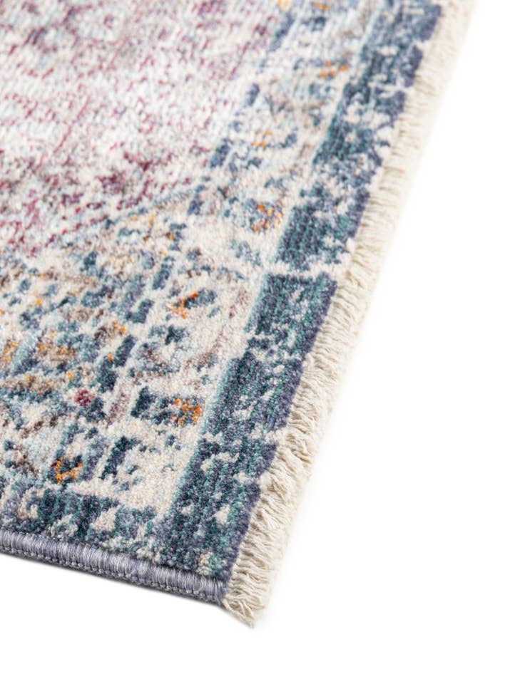 Detail image of 4' x 4' Noble Square Rug