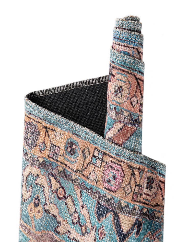 Detail image of 7' 3 x 7' 3 Washable Nostalgia Square Rug