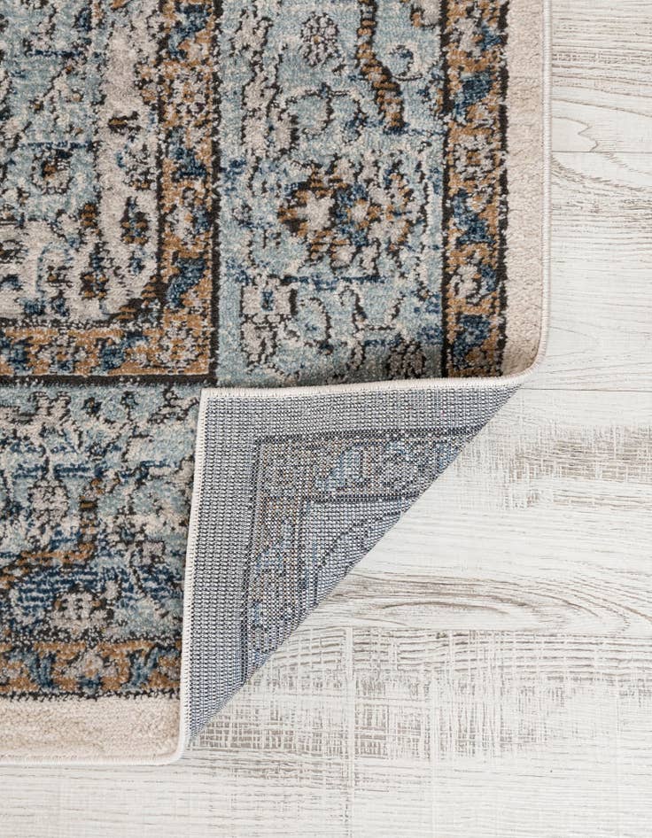 Detail image of 8' x 8' Nyla Square Rug