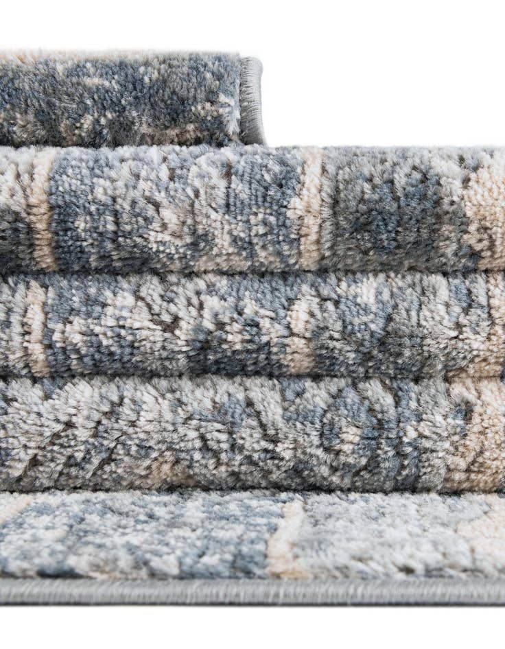 Detail image of 6' x 6' Oregon Square Rug