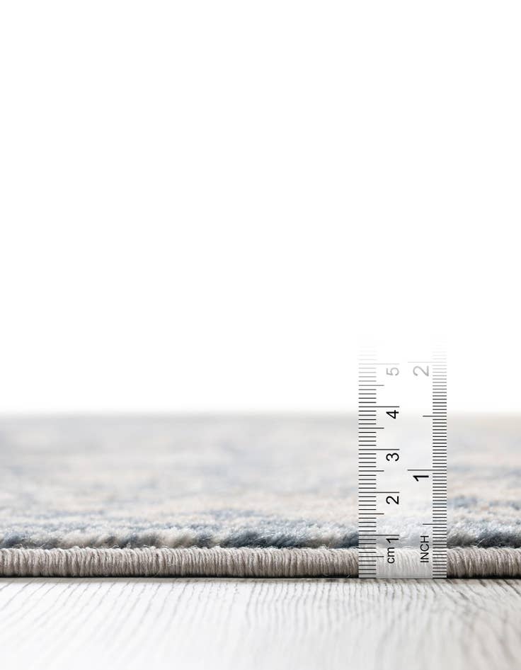 Detail image of 7' 10 x 7' 10 Oregon Square Rug