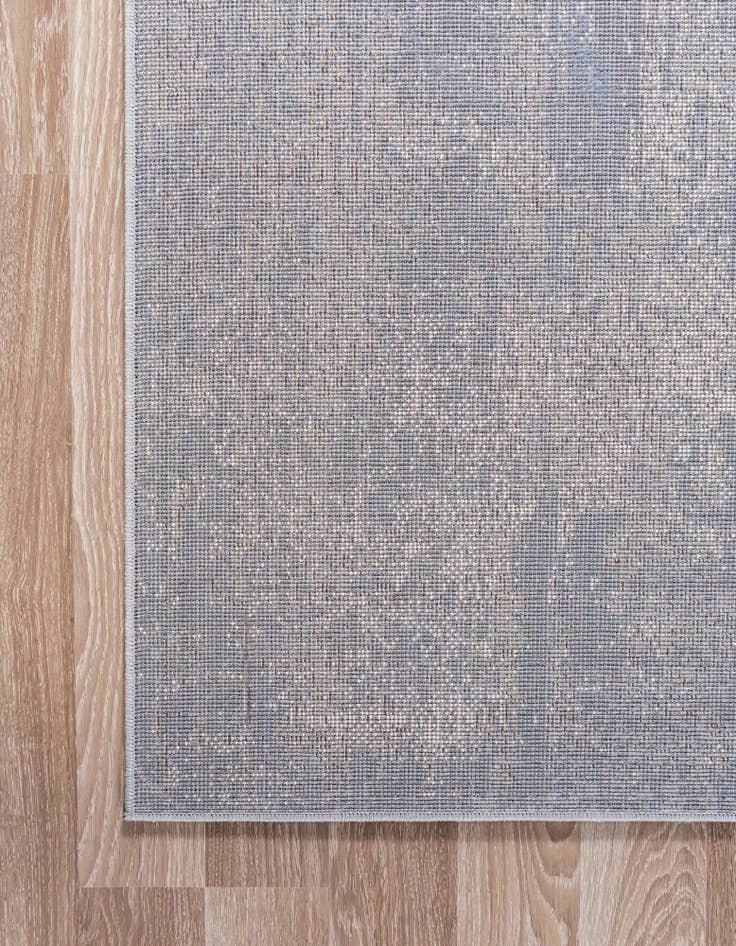 Detail image of 4' x 4' Oregon Square Rug