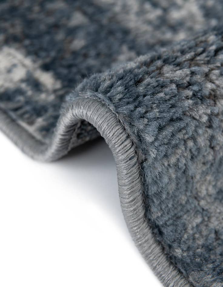 Detail image of 12' x 12' Oregon Square Rug