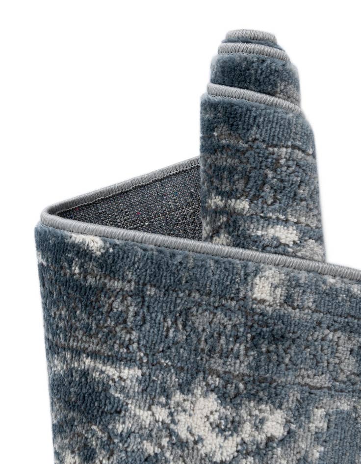 Detail image of 7' 10 x 7' 10 Oregon Square Rug