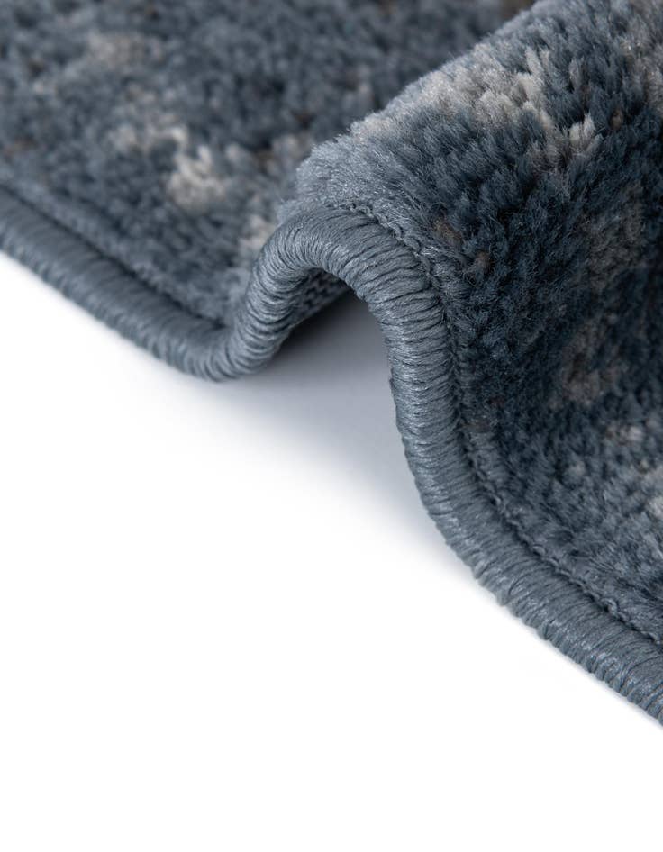 Detail image of 6' x 6' Oregon Square Rug