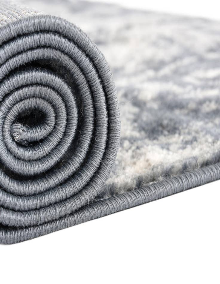 Detail image of 7' 10 x 7' 10 Oregon Square Rug