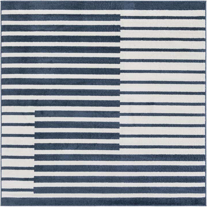 7' 10 x 7' 10 Oslo Square Rug
