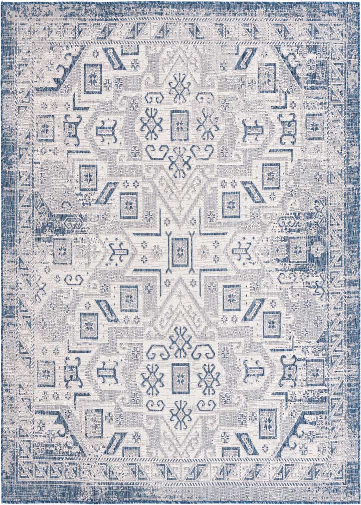 7' 10 x 7' 10 Easy-Clean Aztec Indoor / Outdoor Square Rug