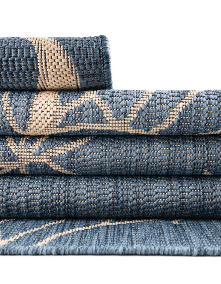 Detail image of 6' x 6'  Washable Botanical Indoor / Outdoor Square Rug