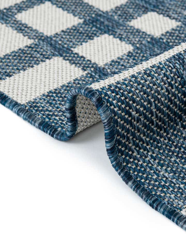 10' x 10' Easy-Clean Checkered Indoor / Outdoor Square Rug