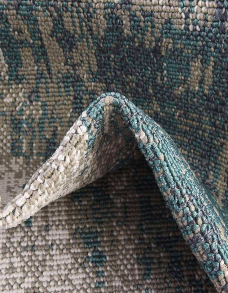 Detail image of 7' 10 x 7' 10 Easy-Clean Coastal Indoor / Outdoor Square Rug